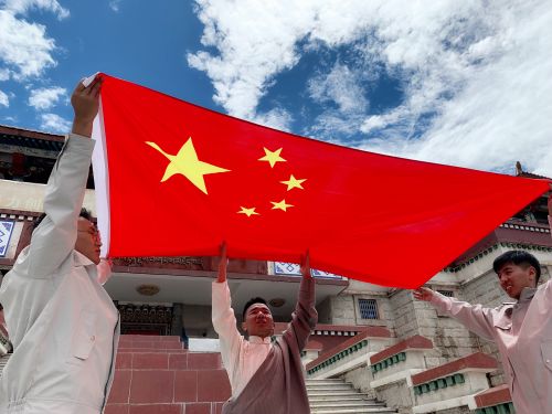 西藏項目部合影