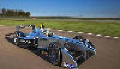 首屆電動方程式大賽北京起跑：未來比想象更快