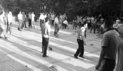 藍翔技校回應“跨省打架”：學生是去打掃衛生