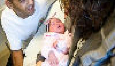 美“全能型”海軍陸戰(zhàn)隊老兵高速路邊為妻接生