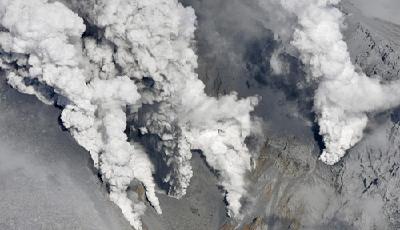 日本御岳山火山噴發重傷人數30人以上 