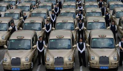 英倫風情上海范兒：首批無障礙多功能出租車上路