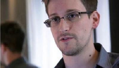 斯諾登：若想隱私安全 請棄用Dropbox、FB和谷歌