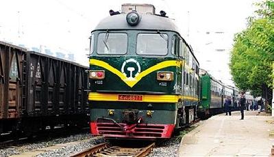 中國鐵總：鐵路客車今后將只有綠白兩色