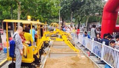 藍(lán)翔教師稱挖掘機(jī)老師沒幾個(gè)行 招生靠打架群毆