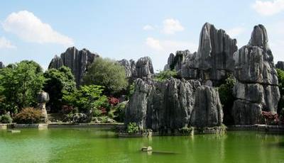 又爆云南導游威脅游客：買不夠1萬 我把你弄死