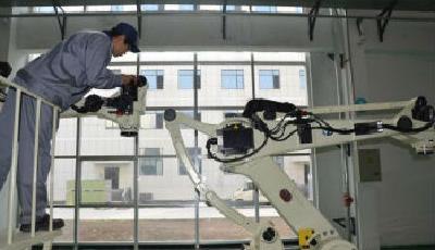 走進高新區 探訪機器人巨頭寶佳