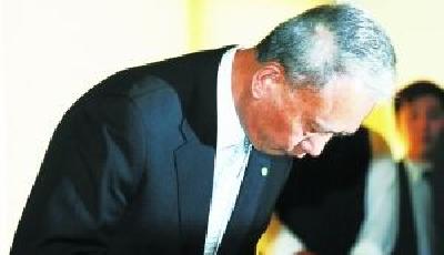 臺灣“黑心油”風波：億萬富豪魏應充會否坐監？