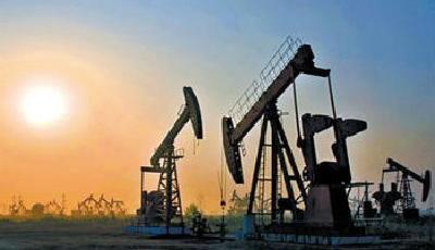 油價6月以來跌25% 供過于求未來仍將低迷