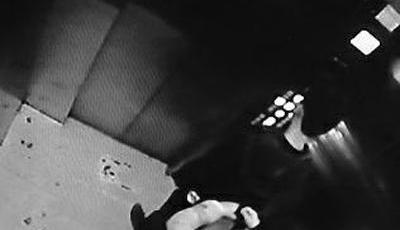 17歲男孩出電梯前按亮20余層按鈕 被打引爭議