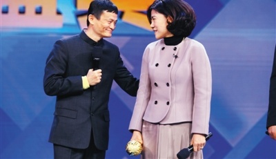 董明珠給格力員工每月漲薪1000元 成本增加8億多