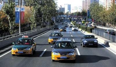 北京單雙號限行擁堵指數降70% 公交客流增10%