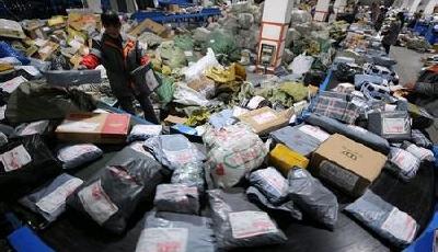 快遞包裝成雞肋回收難 業內盼建循環利用系統