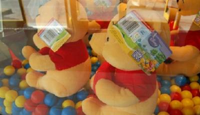 波蘭小鎮(zhèn)封殺“維尼熊”：衣著不整 性別不明 