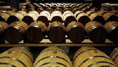 國內酒莊亂象：大酒廠代工貼牌 以次充好