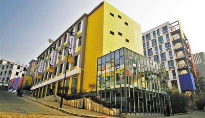 青島孵化器在孵企業超2400家 超額完成全年目標