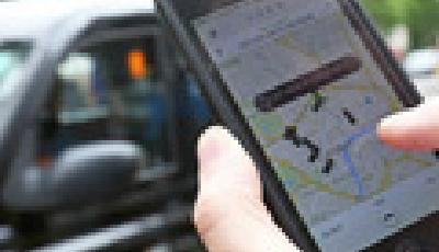 互聯網的汽車生意：滴滴、快的“殺向”租車服務