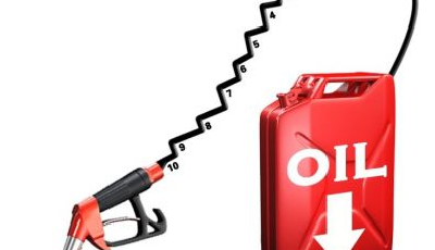 國內(nèi)油價(jià)每升或下調(diào)超0.4元 發(fā)改委或?qū)⒏深A(yù)