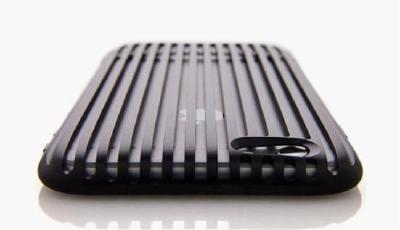 有錢就任性! 這款iPhone 6手機殼賣1萬多塊