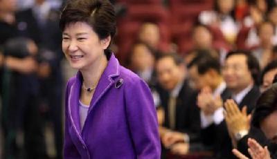 樸槿惠當選韓總統兩周年 朝野對執政狀況看法不同