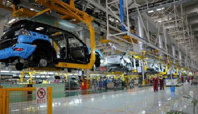 2014年汽車業增速降檔 銷量增長不超過7%