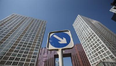 27家房企預告年度業績 樓市冷清近半房企業績滑落