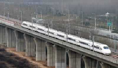 城際鐵路建設火爆 客流少上座率不足運力過剩成隱憂