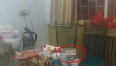 中通快遞員私開窗戶扔進(jìn)包裹 回復(fù)稱嚴(yán)力處罰