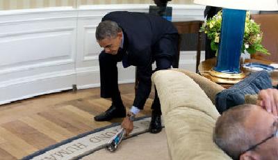 “奧巴馬打蒼蠅”入選白宮2014年度照片(圖)