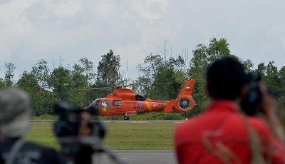 印尼搜尋人員發現亞航失事客機黑匣子信號