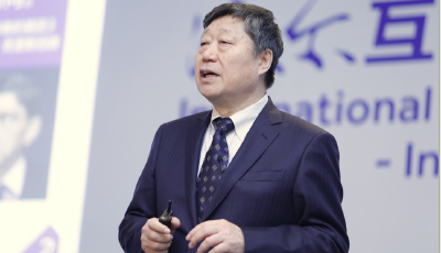 張瑞敏送給大學生創業的八字寄語：創業之心知行合一