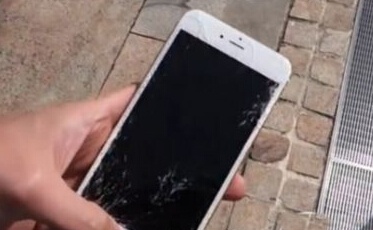 iPhone6換屏成噩夢 外屏尺寸大更換成功率低