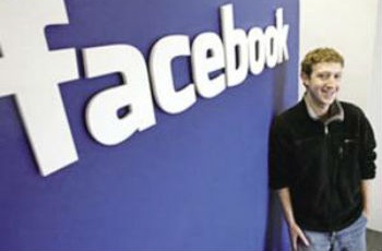Facebook今年計(jì)劃招近1200人 發(fā)力衛(wèi)星、無人機(jī)等業(yè)務(wù)