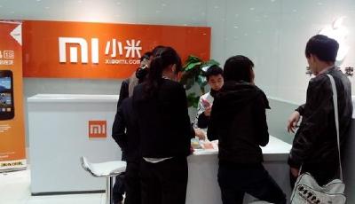 小米與蘋果：手機該在線上賣還是線下賣？