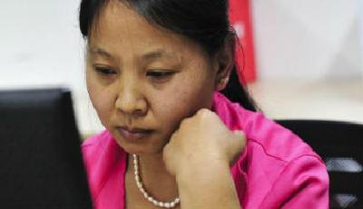 70后女鑒黃師王書偉 一天3000段視頻50元