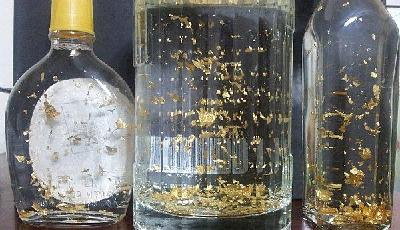 白酒擬加金箔到底為哪般？每瓶金箔成本僅兩元