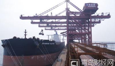 青島港第22次刷新鐵礦石接卸世界紀錄