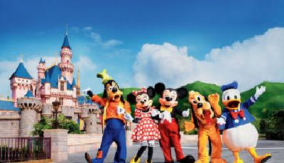 赴港游客消費(fèi)10年來(lái)首下跌 近八成游客來(lái)自內(nèi)地