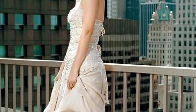 80后超模坐擁21億美元 6歲就開始買股票賺錢