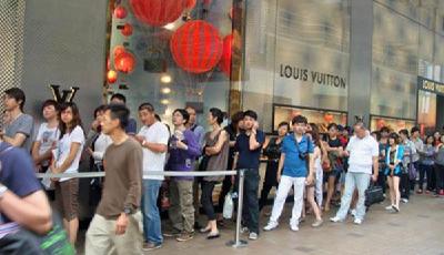 因接待能力有限 赴港自由行政策或將收緊