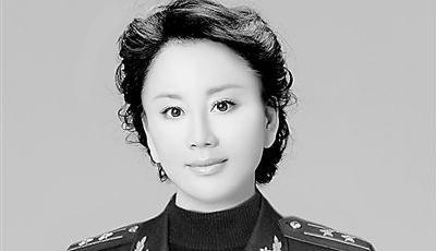 央視《軍事報道》女主播馮琳辭任全國政協委員