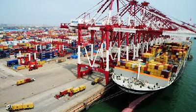 季節因素推升2月份出口 全年適度增長仍需努力 