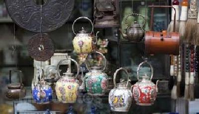 玩家花6萬買古董 經鑒定有“微波爐適用”字樣