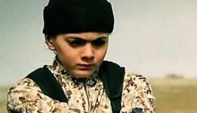 ISIS10歲男童成冷血儈子手 處決19歲人質后舉手歡呼