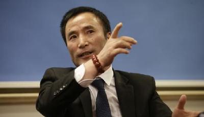 民警執勤遭寶馬拖行致死 目擊者：一腳油門踩到底