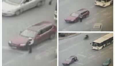 上海一交警被寶馬拖行近10米身亡(圖)