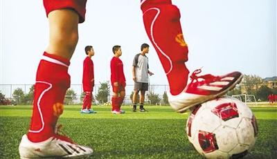 北大招生增加男足項目 足球踢好可二本線進北大