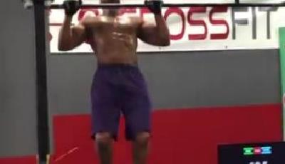 美國男子24小時引體向上4321次 破世界紀錄