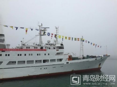 “蛟龙”号安家青岛 国家深海基地“掀盖头”