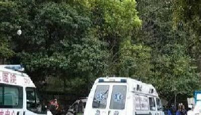 廣西桂林景區游客被滾石擊中7人死亡